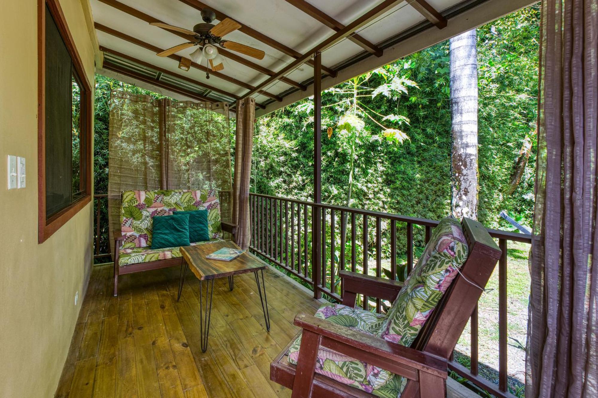 Bamboo River House And Hotel Dominical Exterior foto