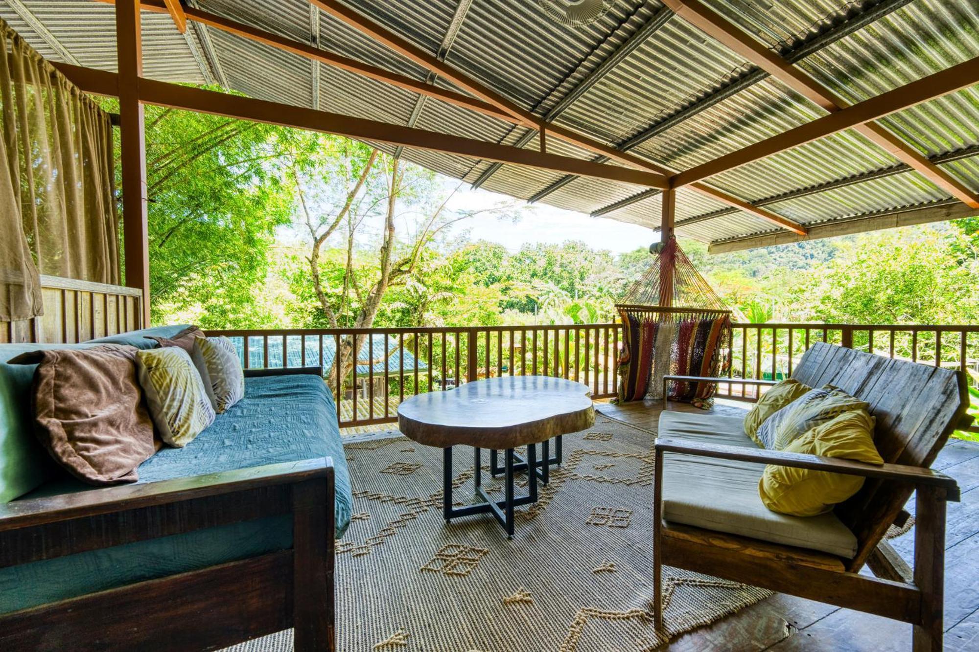 Bamboo River House And Hotel Dominical Exterior foto